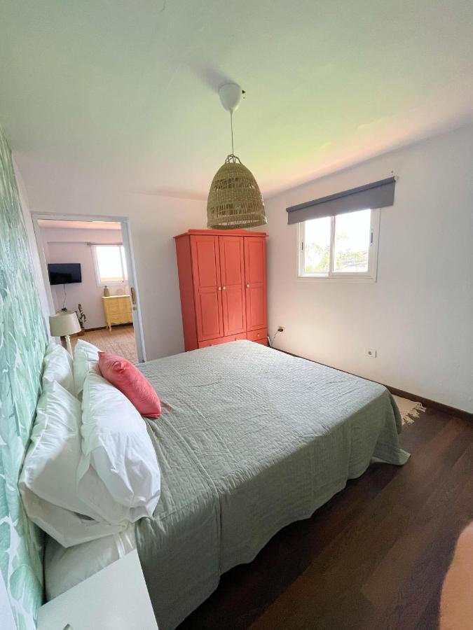 Willa Casa Con Piscina Y Jardin Con Vistas Al Mar Puerto de la Madera Zewnętrze zdjęcie